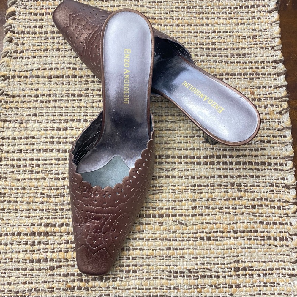 ENZO ANGIOLINI Open back slide on low heel leather shoes